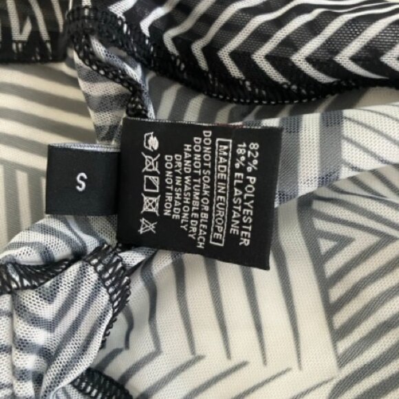 Badinka Minimal Mesh Bodysuit - SMALL - S - Picture 6 of 6